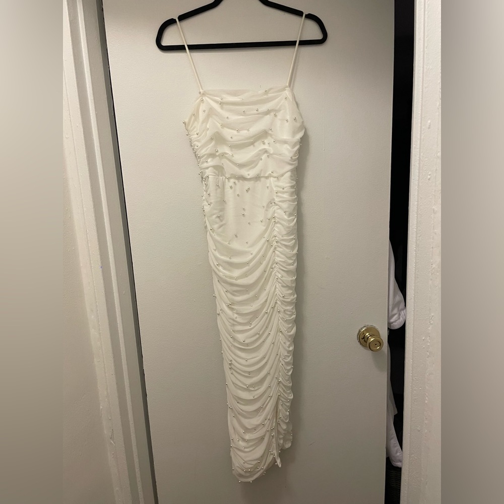 Bridal shower engagement dress White Ruched Pearl Bodycon Midi Dress size medium